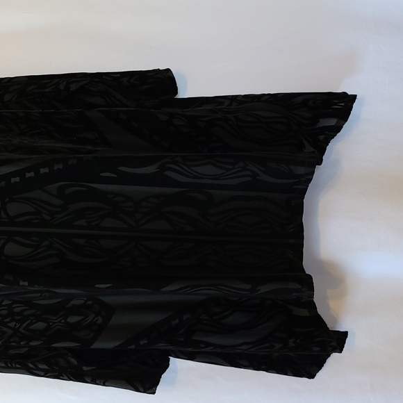 Black Velvet Pattern Top, 3X, Style & Company - Picture 3 of 13